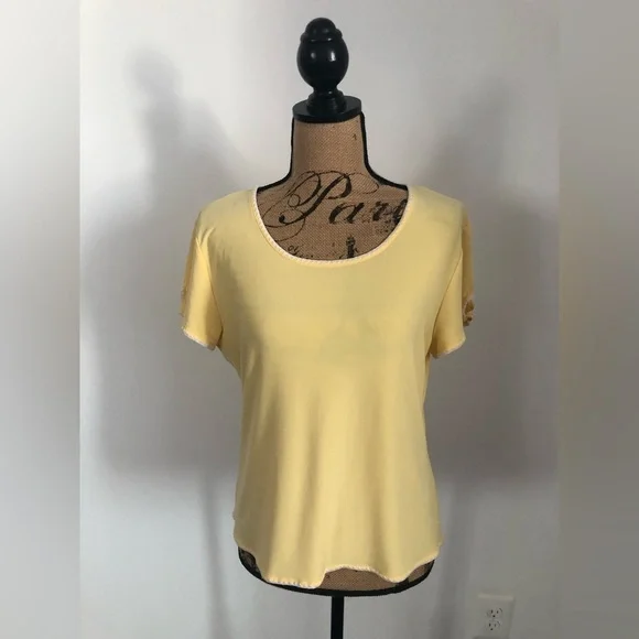 ⭕️ PRICE FIRM O Oscar de la Renta Small Petite Buttercup Yellow Short Sleeve Top - Picture 2 of 6